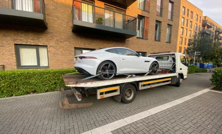 luxury car recovery east london